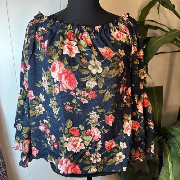 Eldridge Navy and Pink Floral Ruffle Sleeve Medium Shirt - Picture 4 of 12